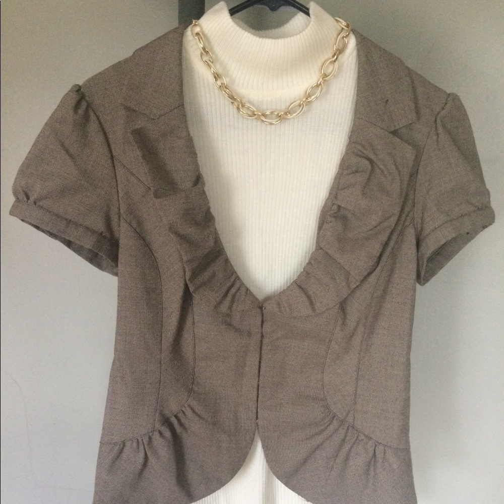 Cropped Blazer