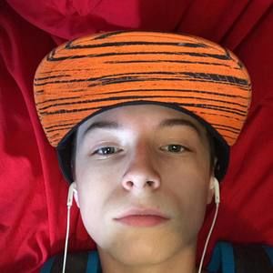 Meet your Posher, Isaac