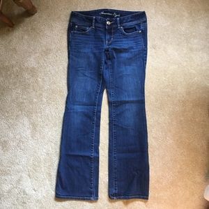 CLOSET CLOSING 8/26! AE slim boot jeans