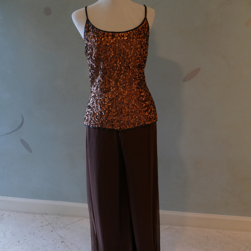 Evening top and billowy pants