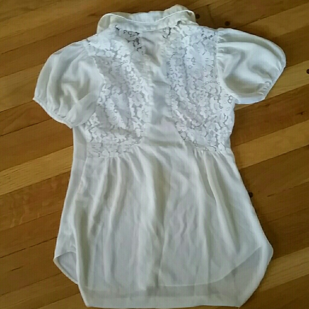 Lacey Colared Button Down Shirt - Picture 5 of 5
