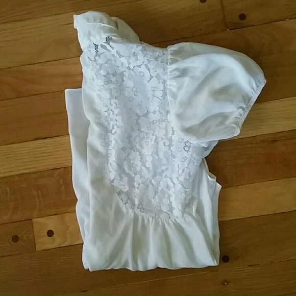 Lacey Colared Button Down Shirt - Picture 4 of 5