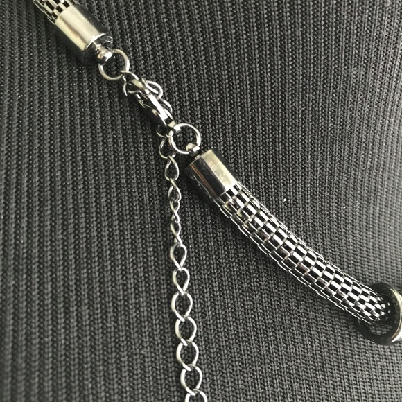 FASHION NECKLACE - Picture 5 of 5