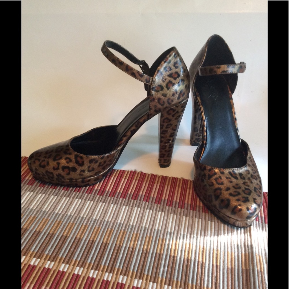 F24  Animal Print Heels