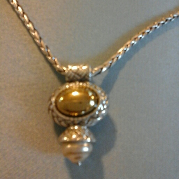 BRIGHTON PEARL AND GOLD REVERSIBLE NECKLACE - Picture 2 of 4