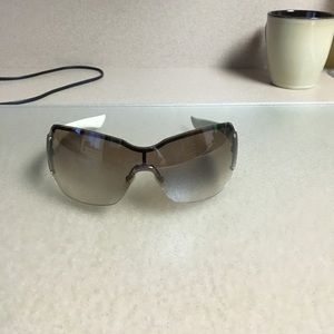 Gucci sunglasses real