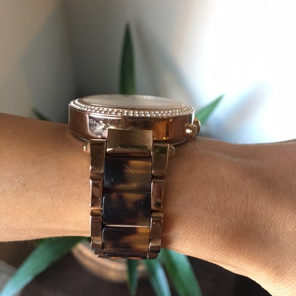 Michael Kors | Rose Gold watch - Picture 2 of 7