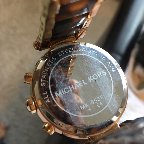 Michael Kors | Rose Gold watch - Picture 5 of 7