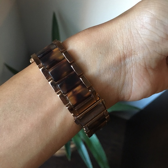 Michael Kors | Rose Gold watch - Picture 7 of 7