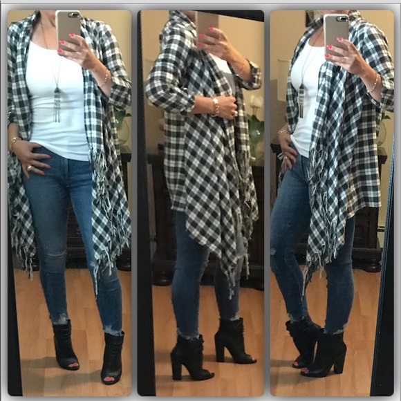 ๐New๐๐Fall plaid wrap cardi - Picture 4 of 8