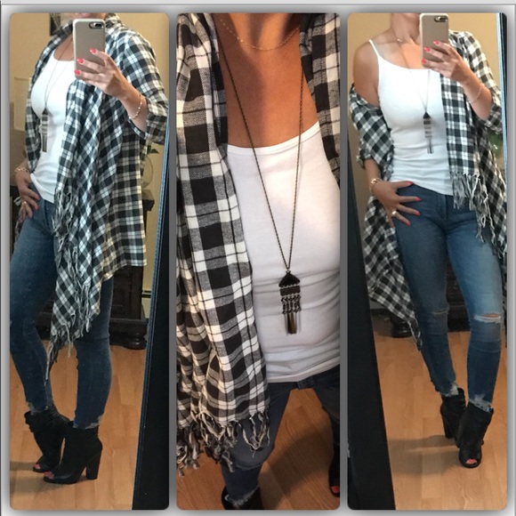 ๐New๐๐Fall plaid wrap cardi - Picture 3 of 8