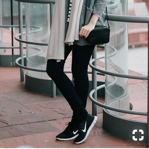 Nike Fee 5.0