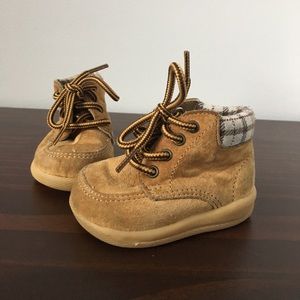 McKids size 1 infant shoes