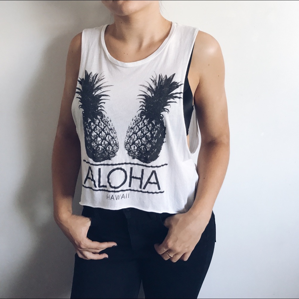 🍍White Pineapple Muscle Tank / Crop Top