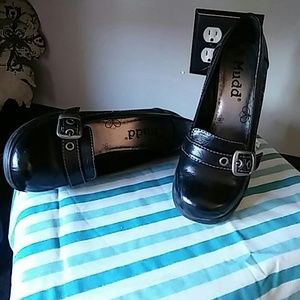 Mudd chunky heels