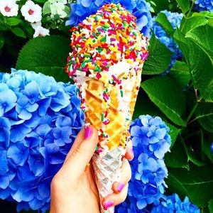 Meet your Posher, Emma