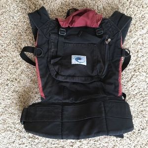Ergo baby carrier