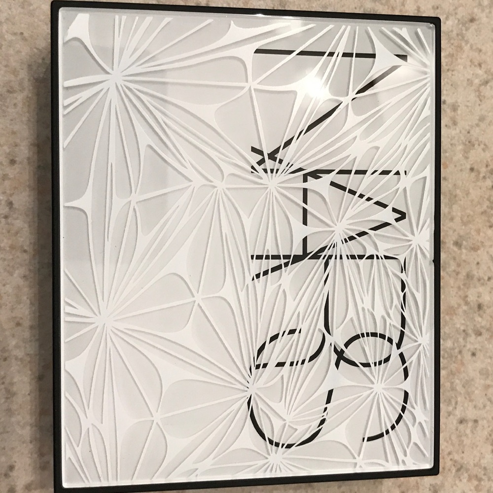NARS LASER CUT PALETTE