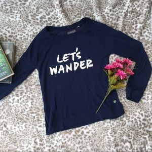 Kendall & Kylie Lets Wander pullover