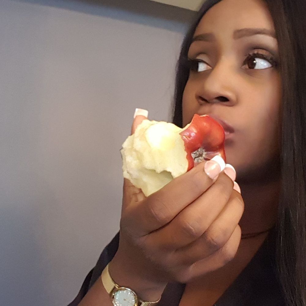 Meet your Posher, Sana