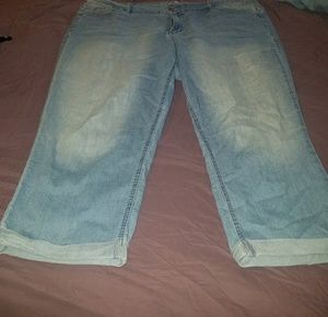 Jordache skinny crop