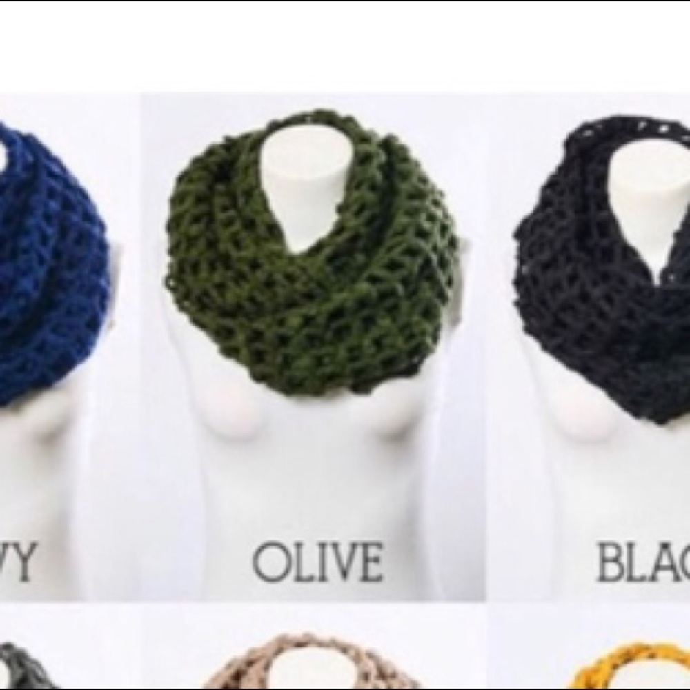 🆕🍁Open Knit Infinity Scarfs-Dark Brown/Olive - Picture 3 of 3