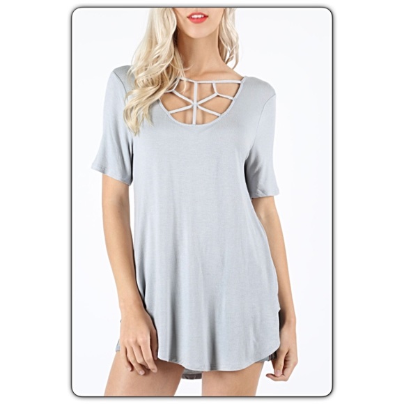 Silver-Gray Cage Flowy Tunic Top Tee Sold - Picture 3 of 6