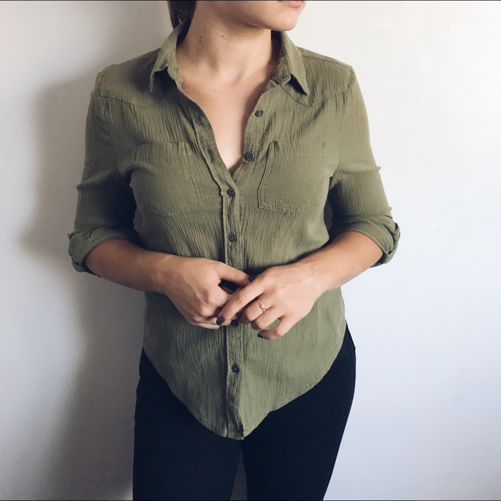🥝 Green Button Down Shirt with Colar