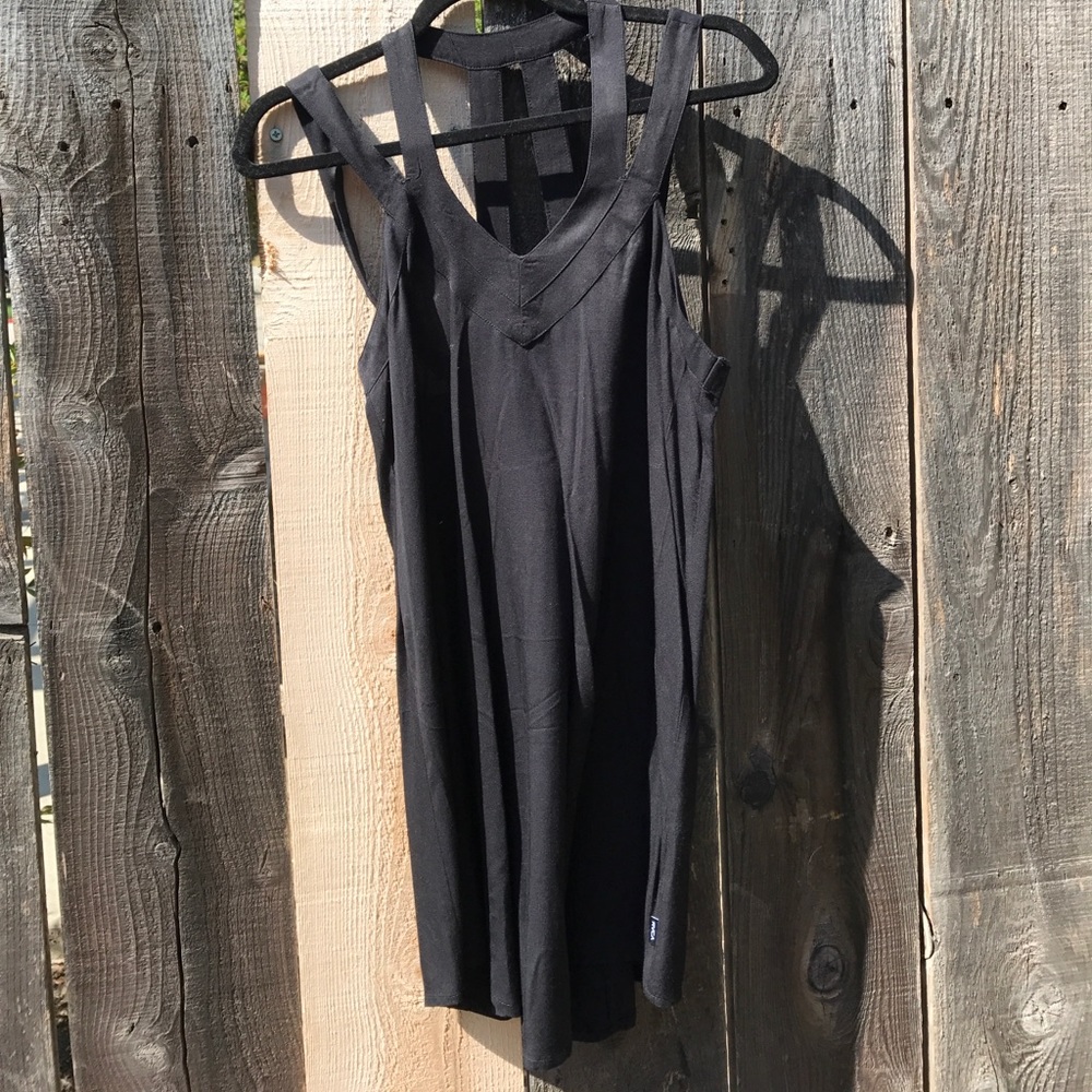 Tunnel vision strappy dress