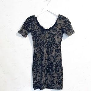 F21 printed mini bodycon dress. Faux lace floral