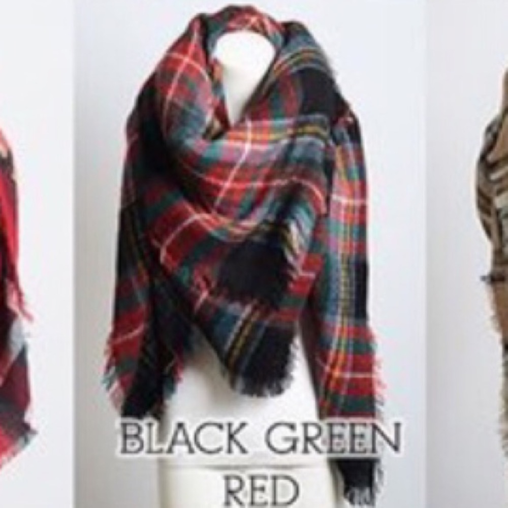 🆕🍁Plaid Blanket Scarfs 💕 - Picture 3 of 4