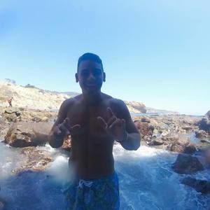 Meet your Posher, Zachary