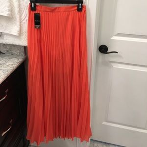 Long Bright Orange Bebe Skirt! 😀🔥