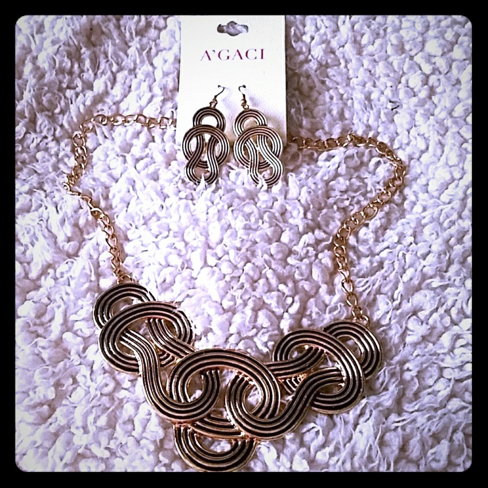 A'gaci matching earrings and necklace