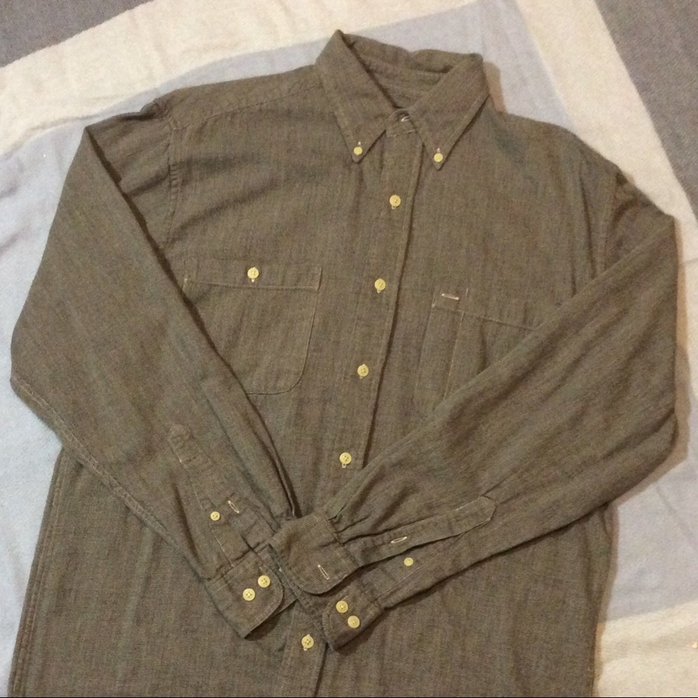 G.H. BASS & CO Button-Up Shirt