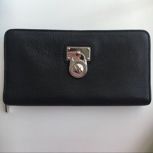 Michael Kors Hamilton Wallet