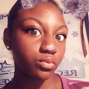 Meet your Posher, Tania