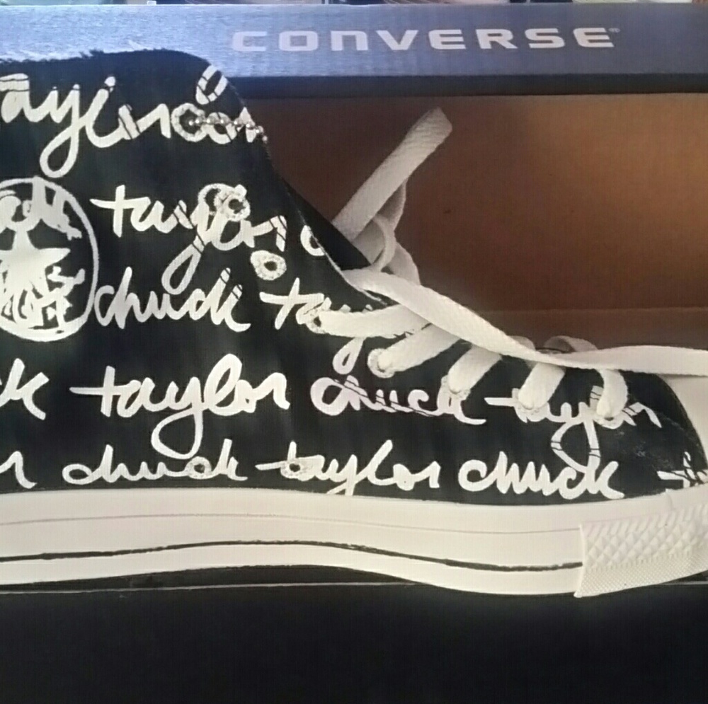 CONVERSE 👟 All Star CHUCKS TAYLOR SIZE 11 NEW
