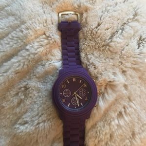 Purple watch with rubber band ⌚️