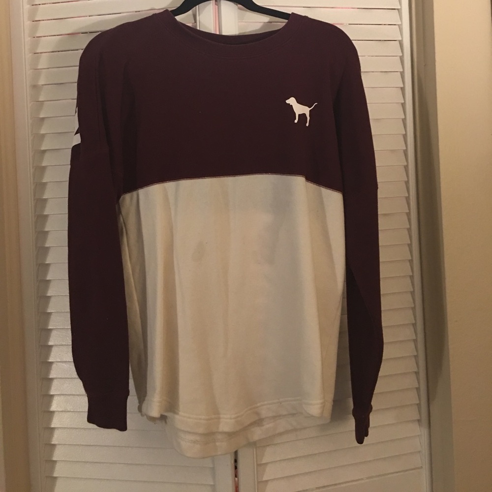 PINK crewneck Perfect for Fall and Winter!