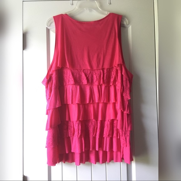 ‼️SOLD‼️ Plus Size Ruffled Tank - Picture 3 of 3