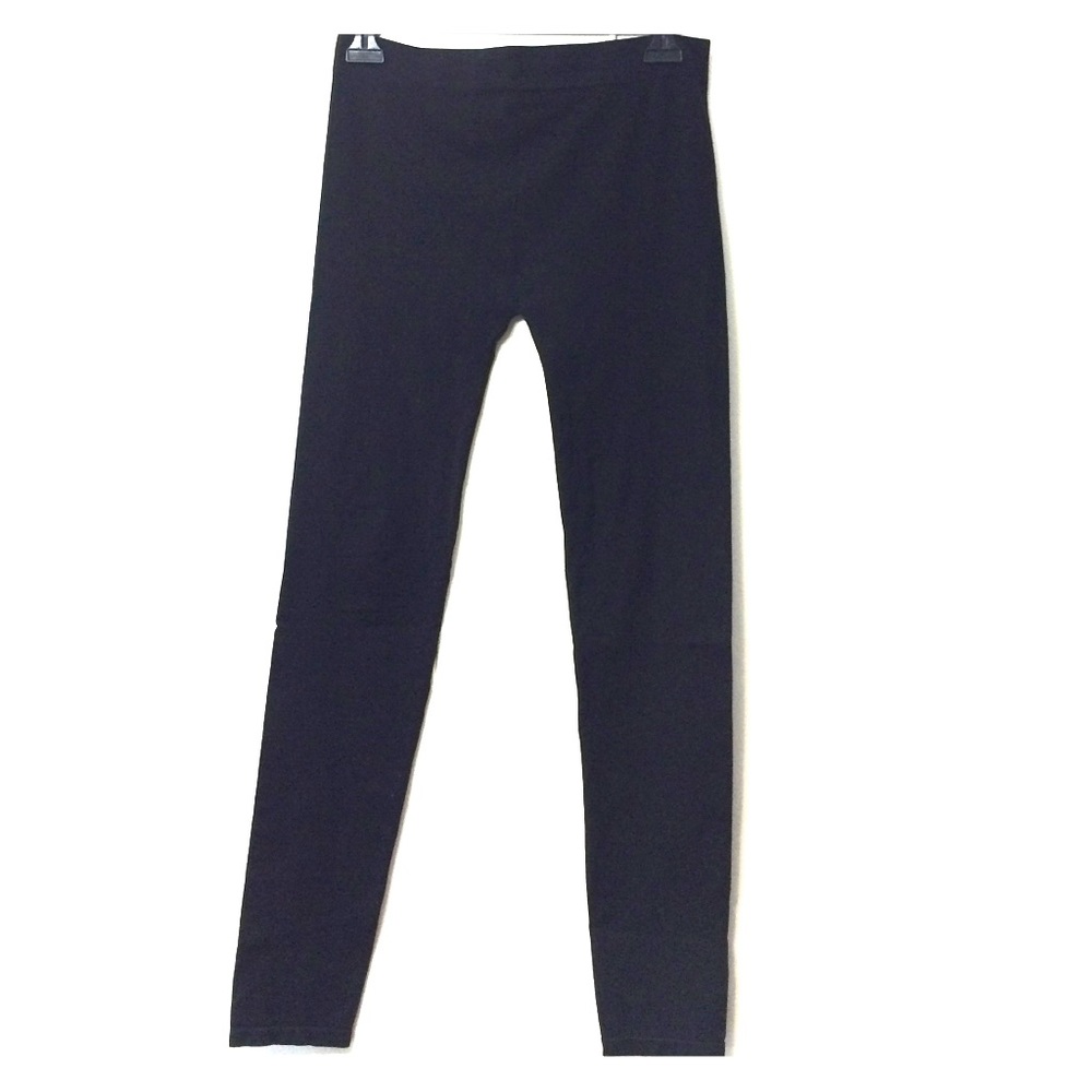 Black leggings
