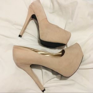 Nude faux suede pumps