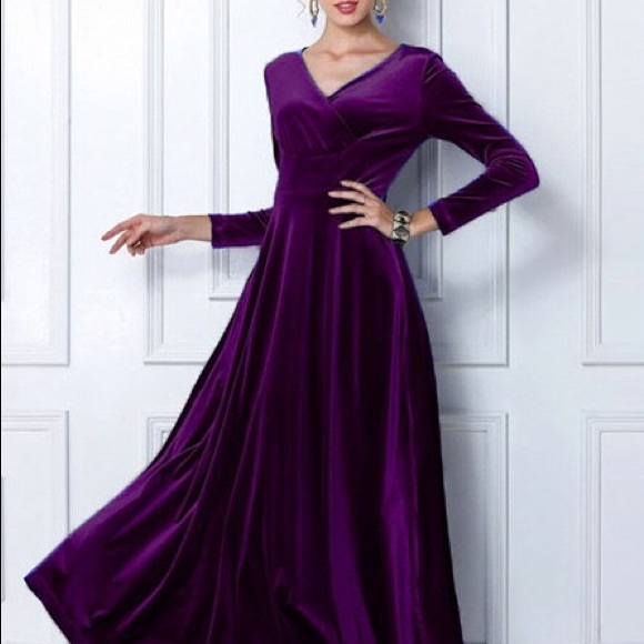 Purple velvet maxi - Picture 2 of 4