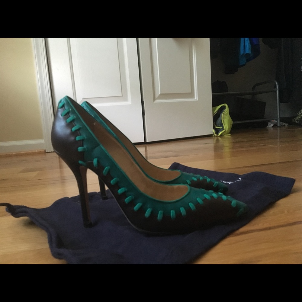 Oscar de La Renta pumps