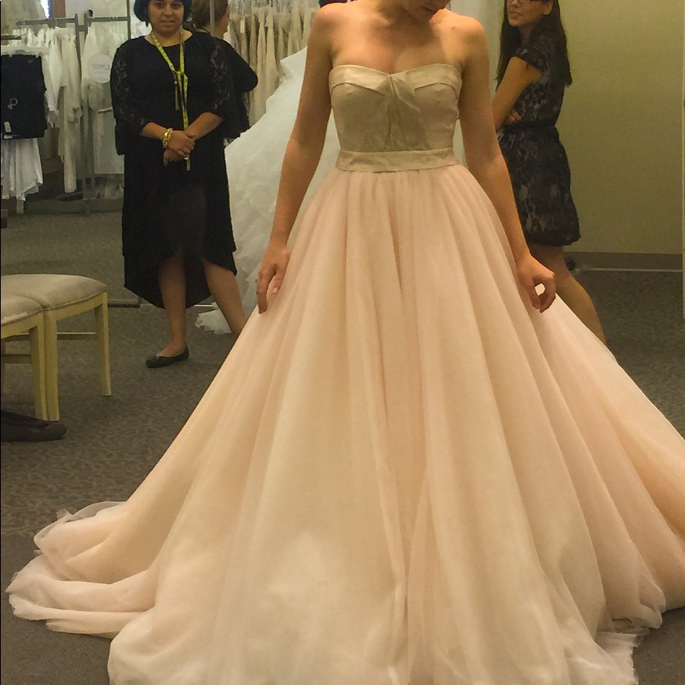 VERA WANG WEDDING DRESS NWT BLUSH - $850