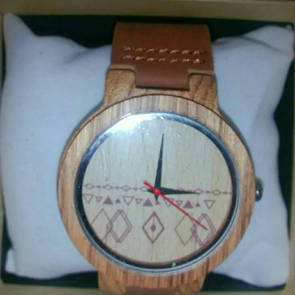 100%leather &wood watch