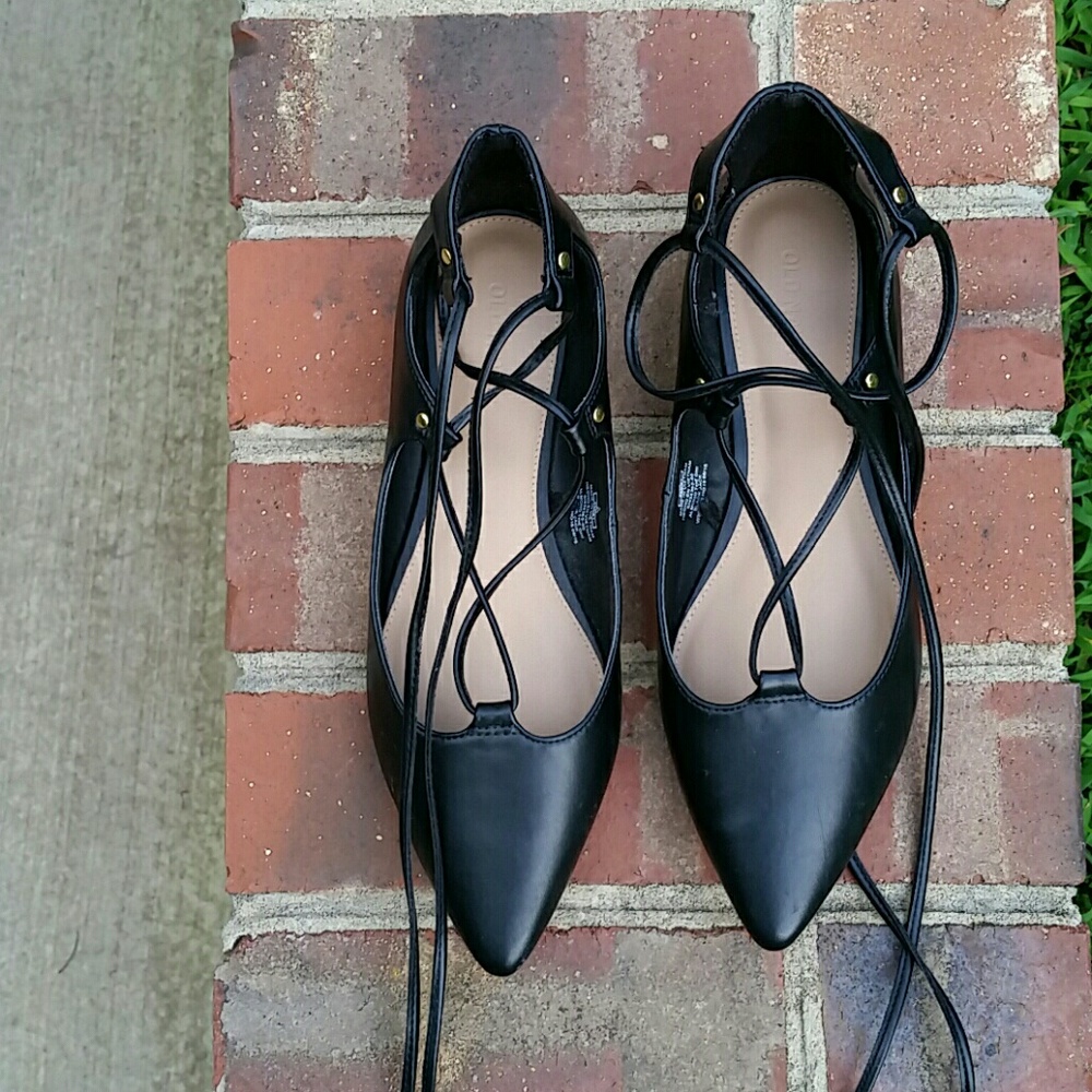 Brand new pair of Ballet style flats!!