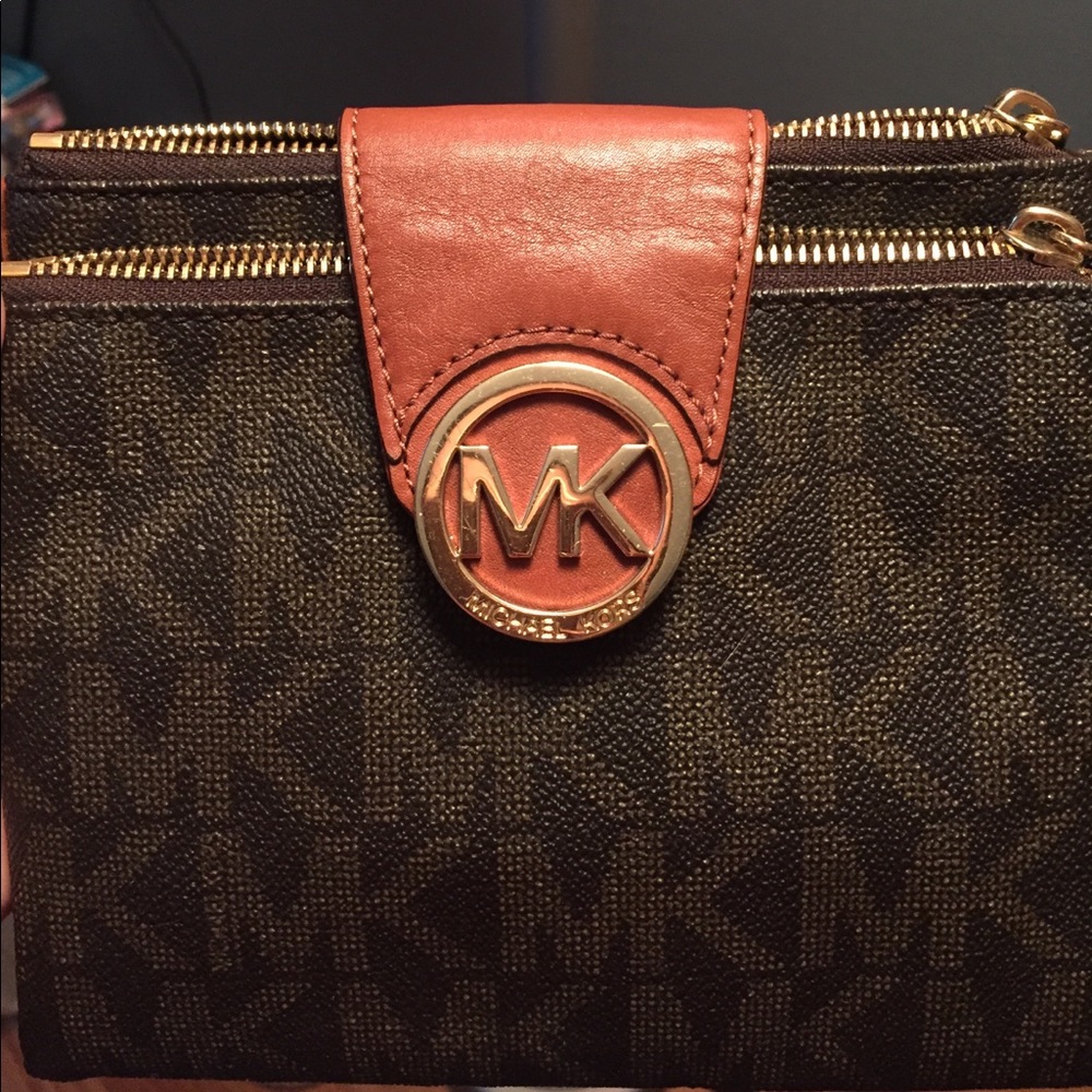 Michael KORS cross over bag