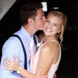 Meet your Posher, Allison